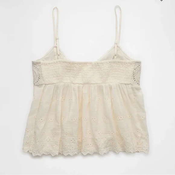 American Eagle Crochet Eyelit Cami! Size Small! - Picture 3 of 6